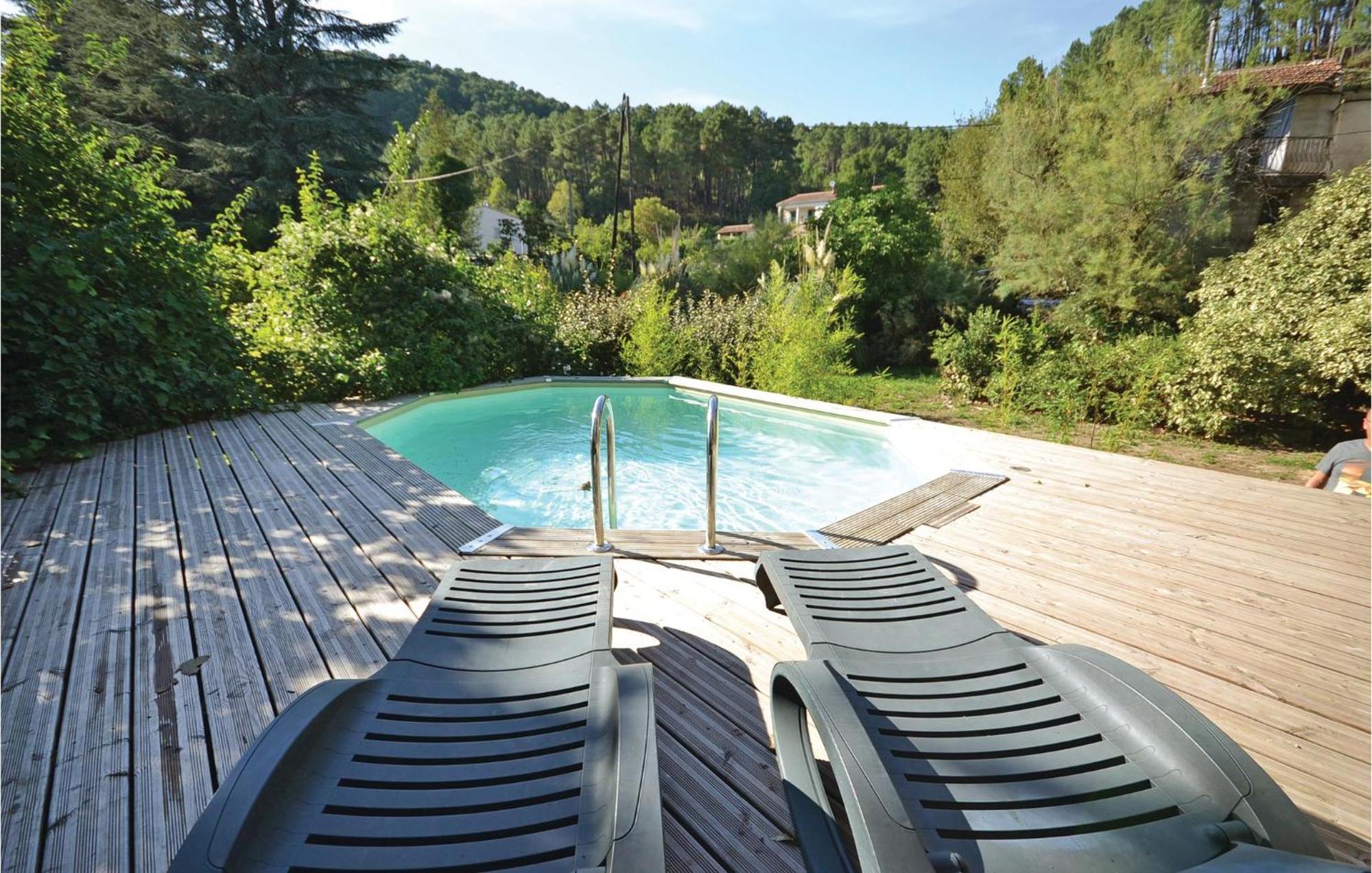 2 Bedroom Nice Apartment In Les Salles-Du-Gardon Soustelle Exteriér fotografie